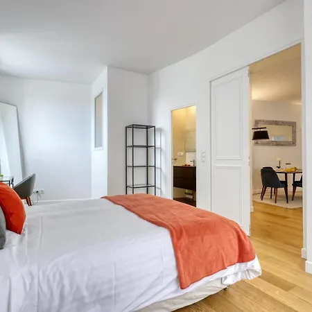 Apartment Chic And Warm 1 Bd Flat - Heart Of The Luxury 16th Paris