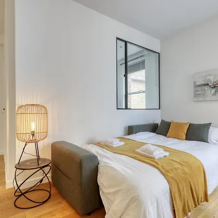 Apartment Chic And Warm 1 Bd Flat - Heart Of The Luxury 16th