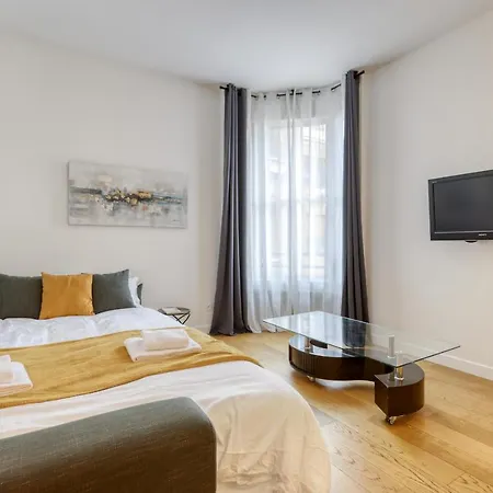 Chic And Warm 1 Bd Flat - Heart Of The Luxury 16th Apartment Paris
